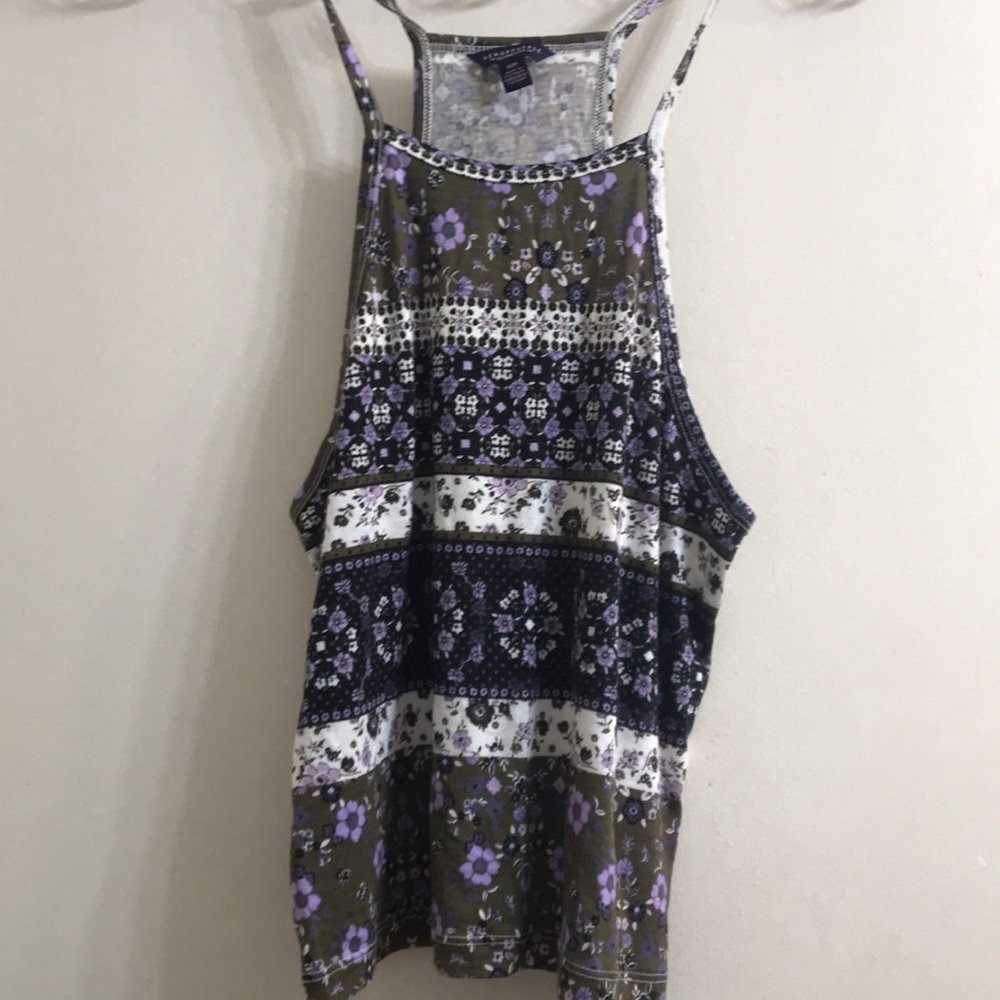 Patterned t